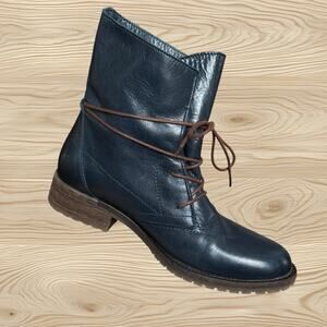 Tamaris Germany Leather Lace up Boots Size 39/8 Womens Midnight Navy Combat Boho